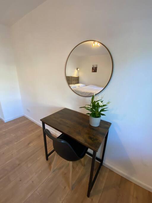 Nisay Home - 3 Room Apartment - A1 Людвігсбург Екстер'єр фото